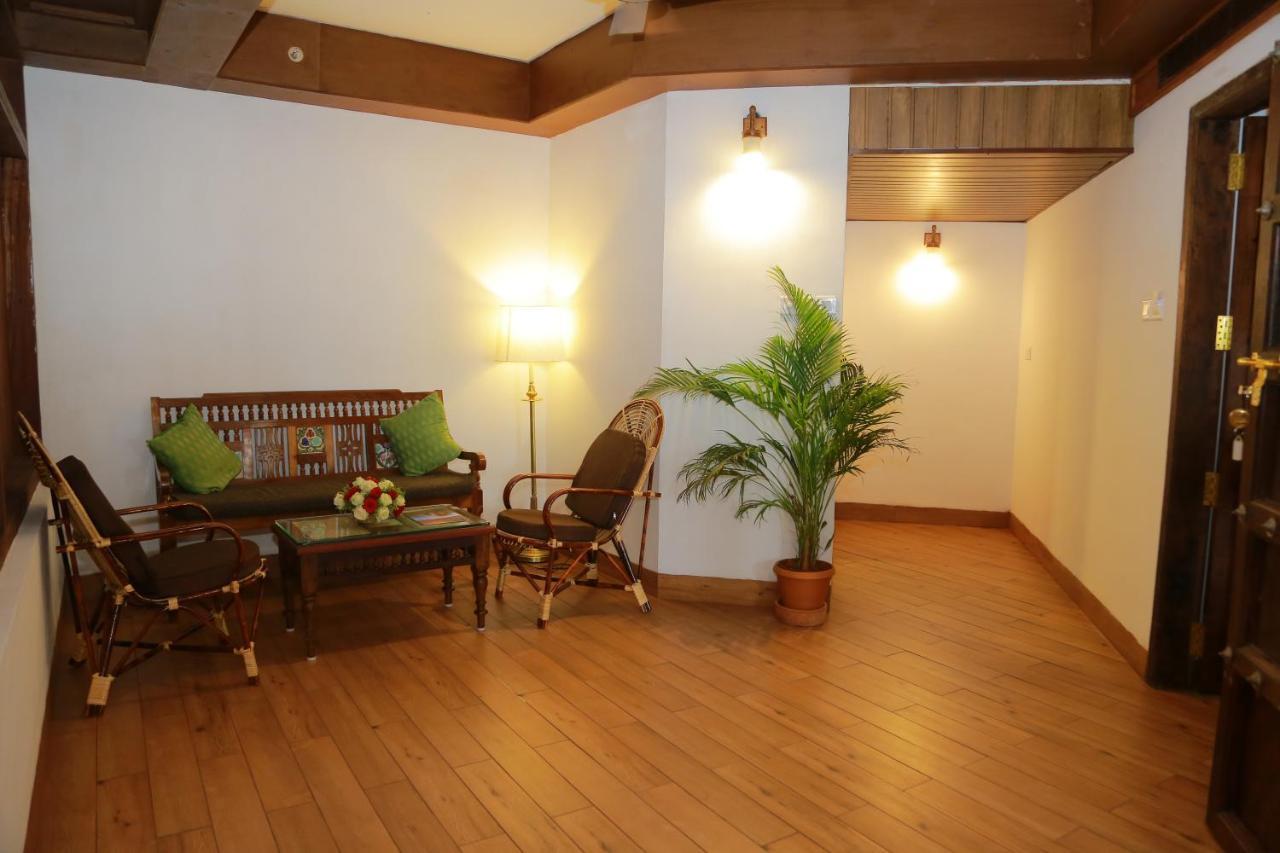 Ayursoma Ayurveda Royal Retreat Hotell Kovalam Exteriör bild